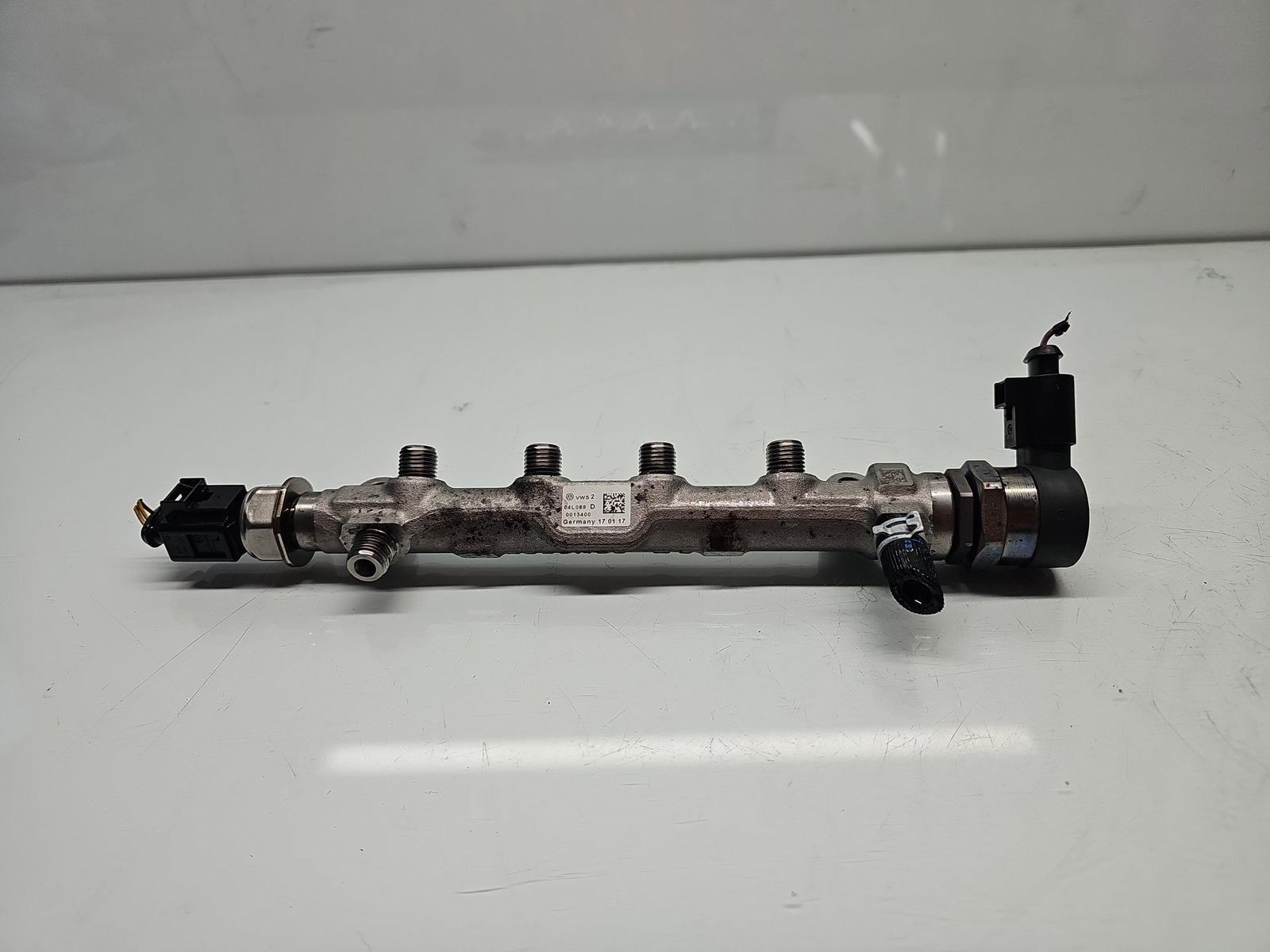 Rampa injectoare Skoda Octavia 3 (5E3) [Fabr 2012-2020] 04L089D 2.0 TDI CRMB 110KW / 150CP - imagine 2