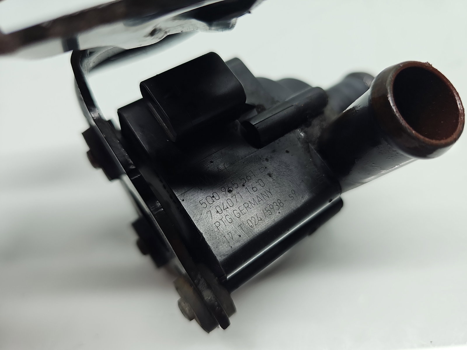 Pompa recirculare apa Skoda Octavia 3 (5E3) [Fabr 2012-2020] 5Q0965561B 2.0 TDI CRMB 110KW / 150CP - imagine 4