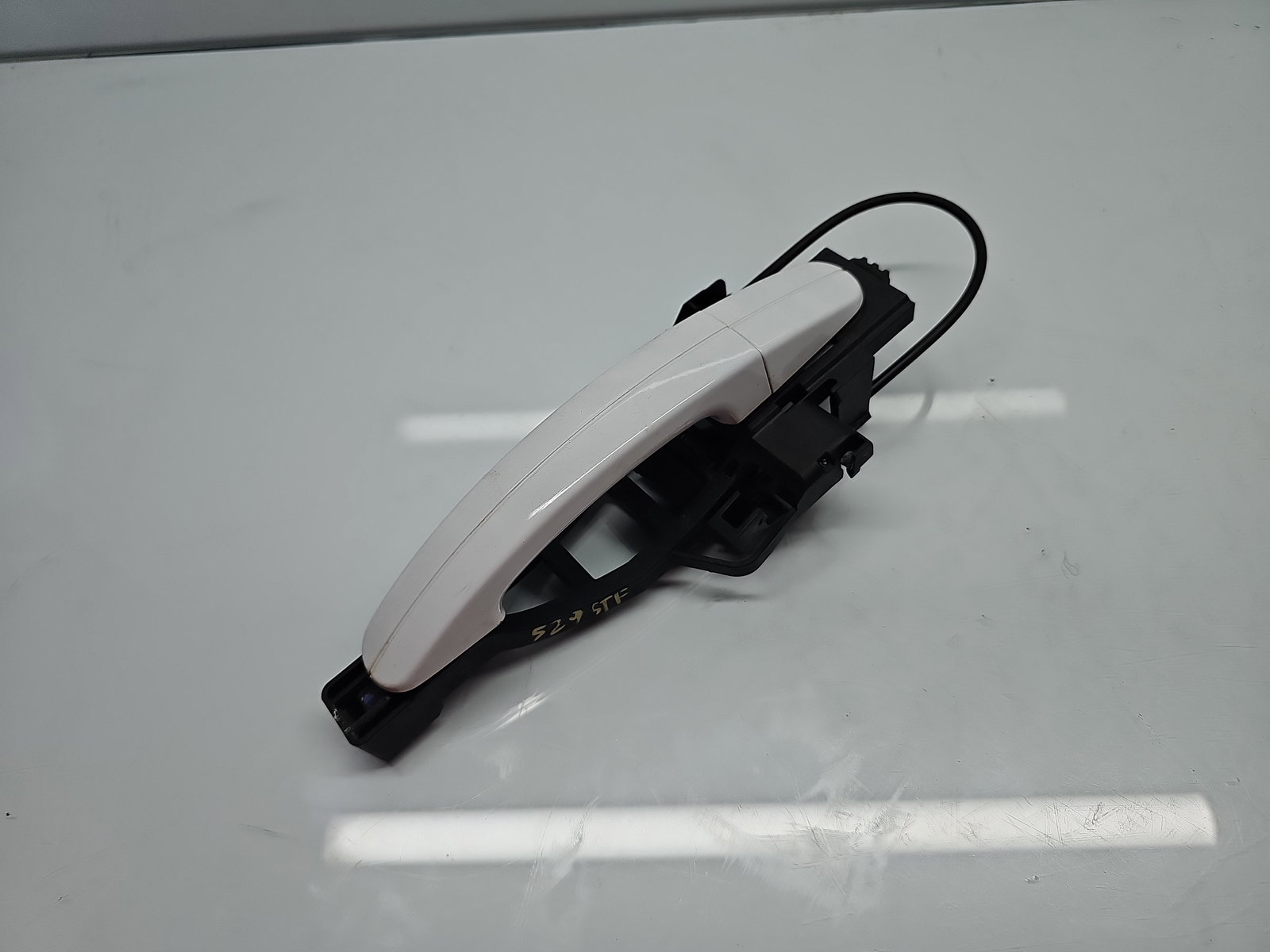 Maner usa stanga fata Ford Focus 3 [Fabr 2010-2018] Frozen White - imagine 5