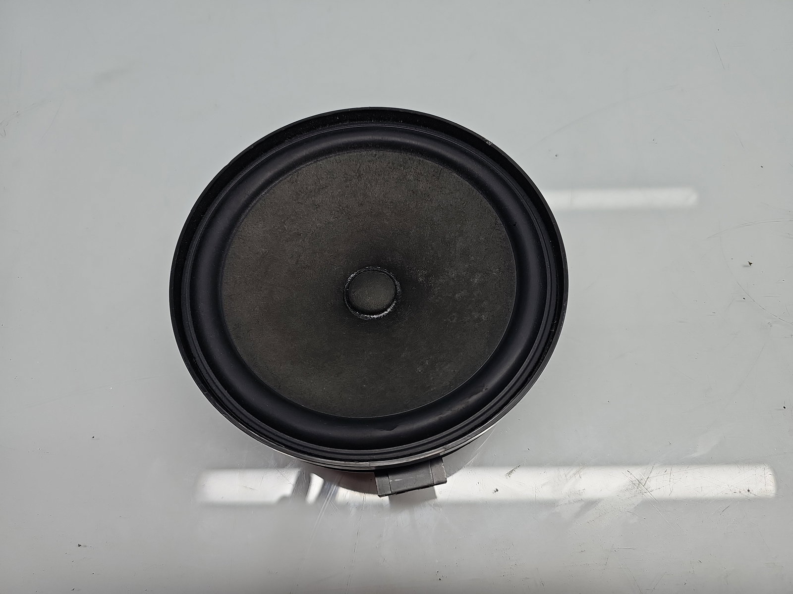 Boxa stanga spate Mercedes Clasa A (W176) [Fabr 2012-2018] A2468200100 - imagine 1