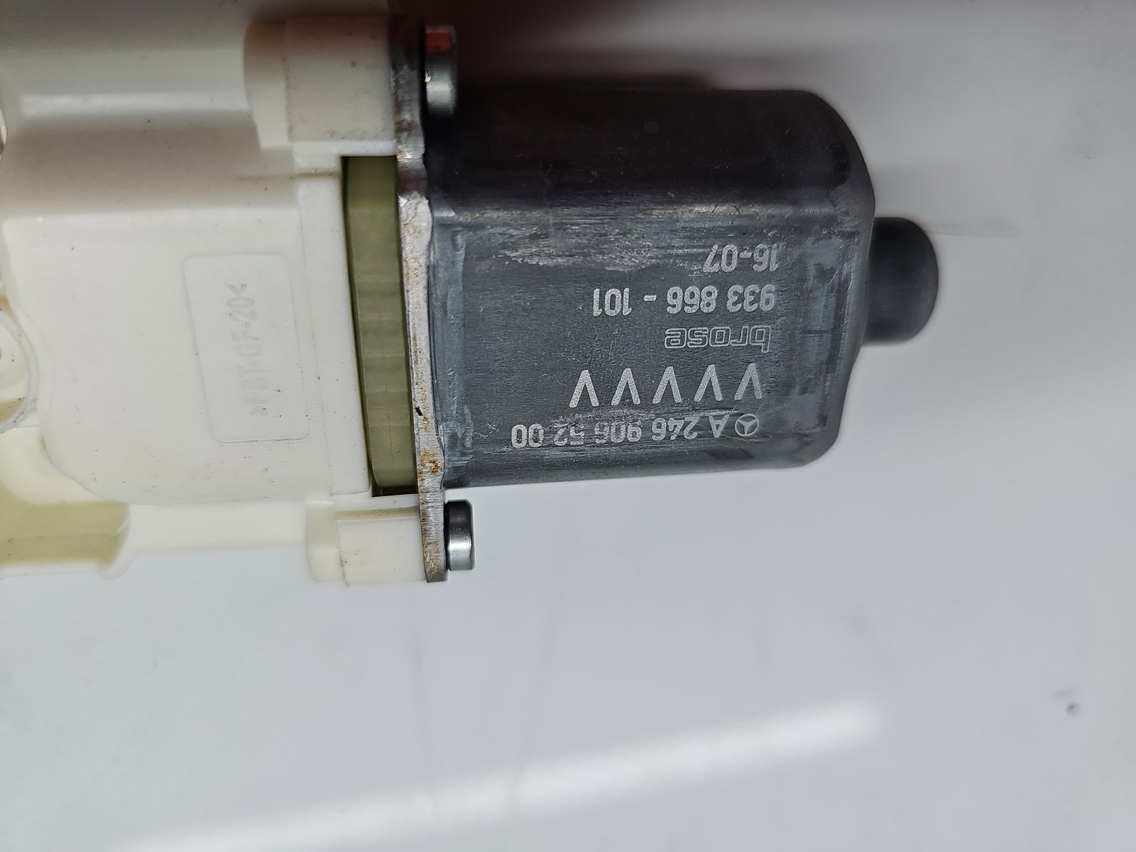 Motoras geam dreapta fata Mercedes Clasa A (W176) [Fabr 2012-2018] A2469065200 - imagine 5