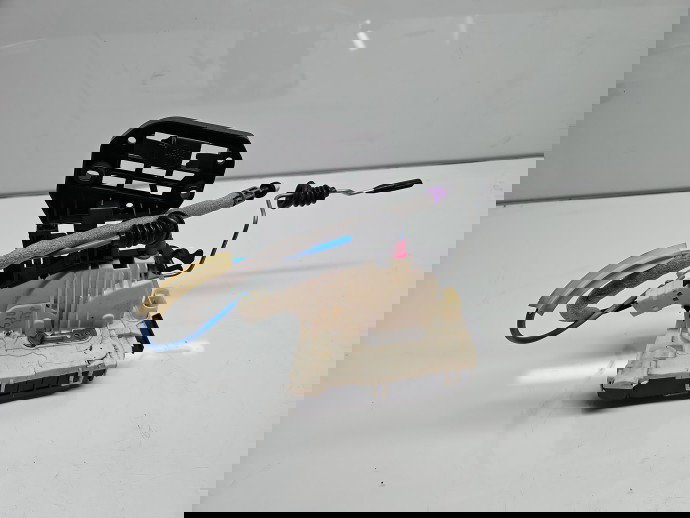 Broasca usa stanga spate Mercedes Clasa A (W176) [Fabr 2012-2018] A2040085999