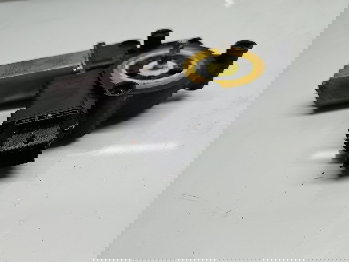 Motoras geam stanga fata Opel Corsa D [Fabr 2006-2013] 5000577