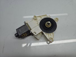 Motoras geam stanga fata Mercedes Clasa A (W176) [Fabr 2012-2018] A2469065100