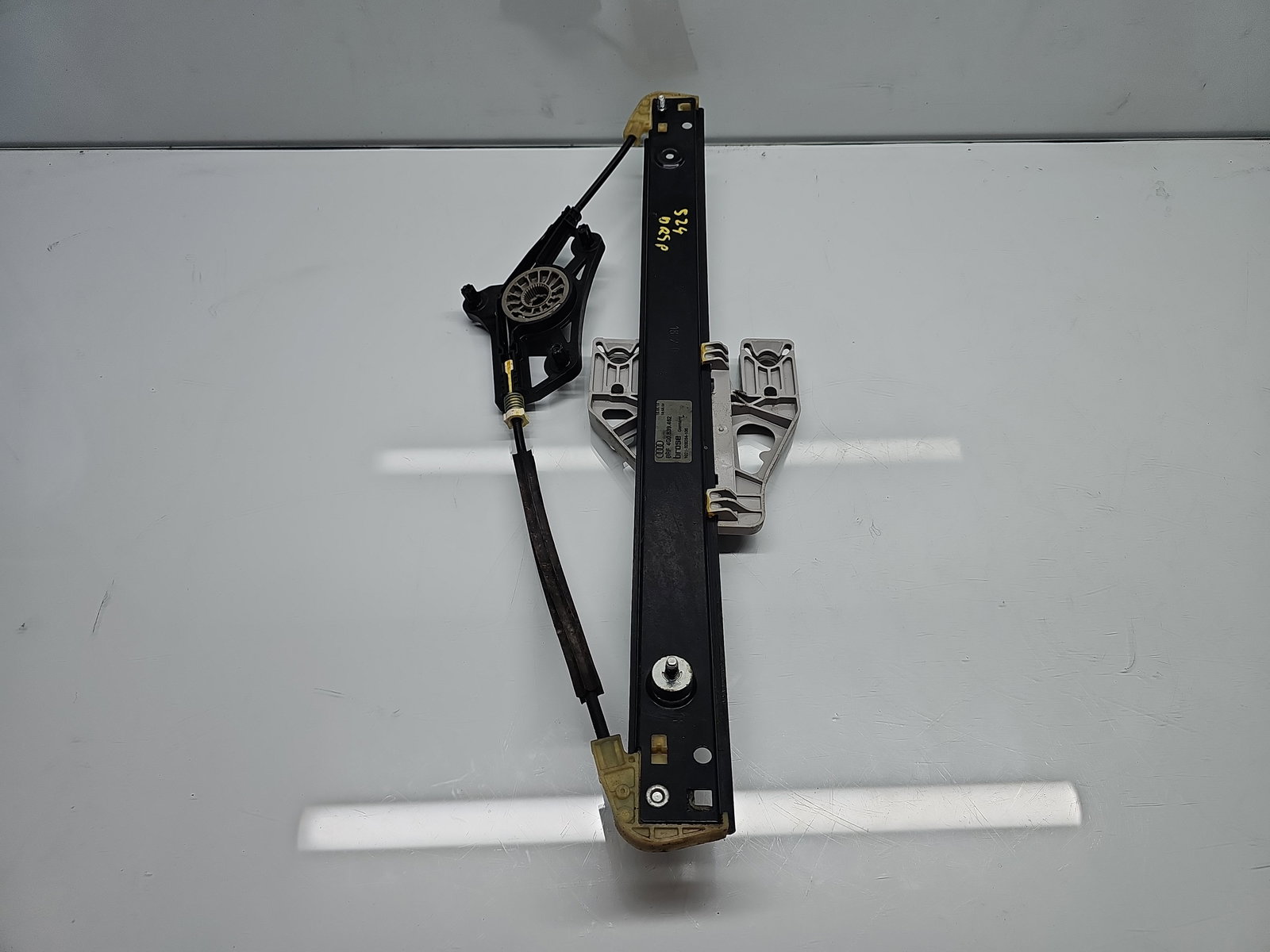 Macara electrica geam dreapta spate AUDI A6 (4G2, C7) S-line [Fabr 2012-2017] 4G0839462 - imagine 1