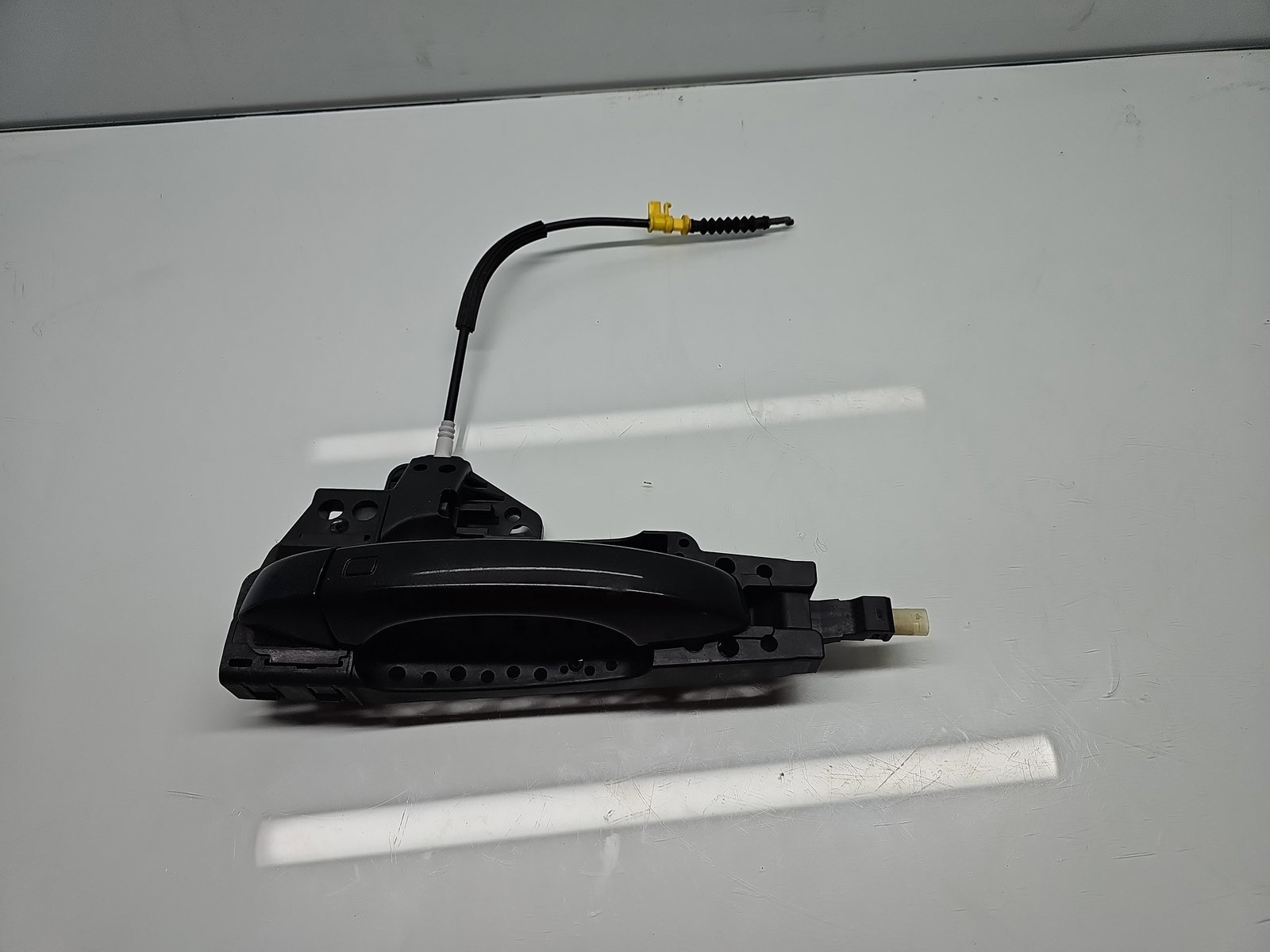 Maner usa stanga fata AUDI A6 (4G2, C7) S-line [Fabr 2012-2017] LY8X - imagine 1