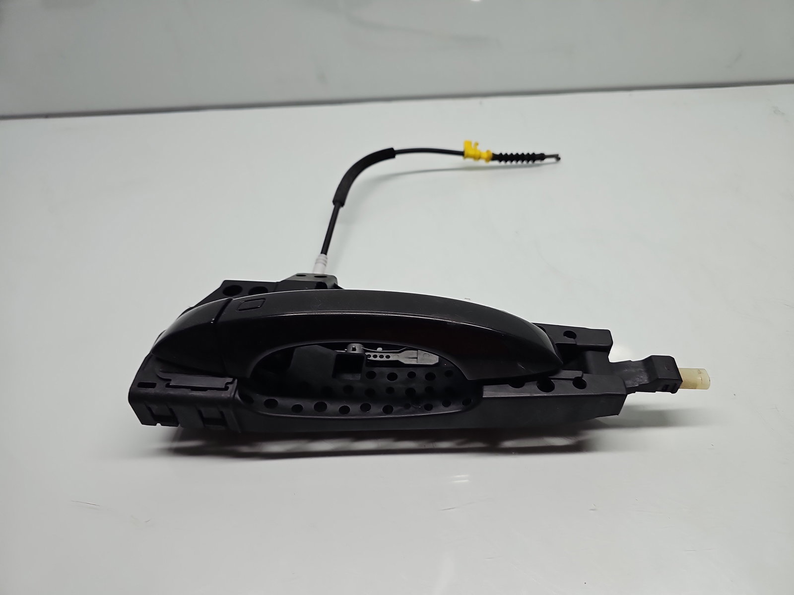 Maner usa stanga fata AUDI A6 (4G2, C7) S-line [Fabr 2012-2017] LY8X - imagine 2