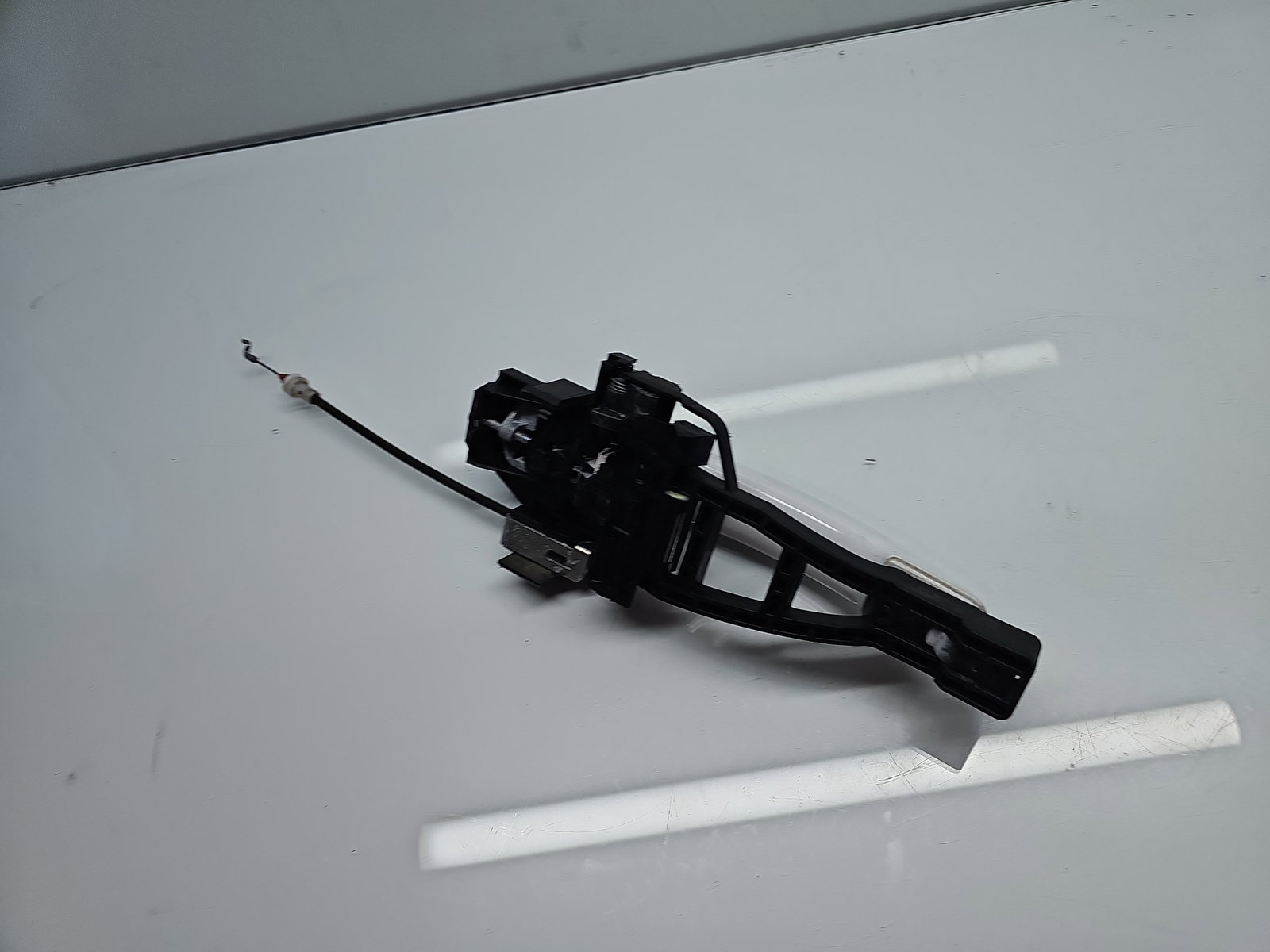 Maner usa dreapta spate Ford Focus 3 [Fabr 2010-2018] Frozen White - imagine 4