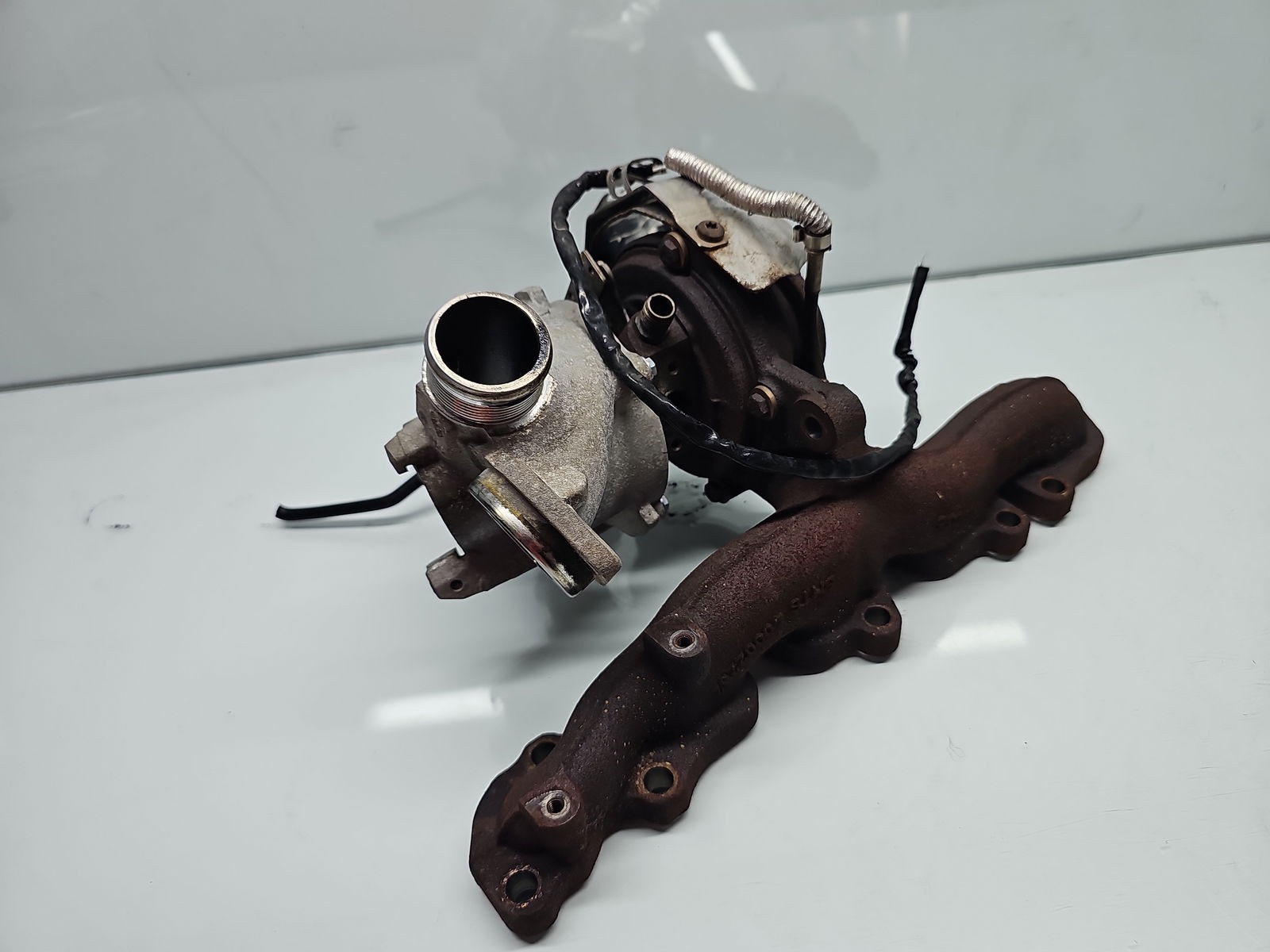 Turbina Volkswagen Golf 7 (5G) [Fabr 2014-prezent] 04L263010B 2.0 TDI CRMB 110KW / 150CP - imagine 5