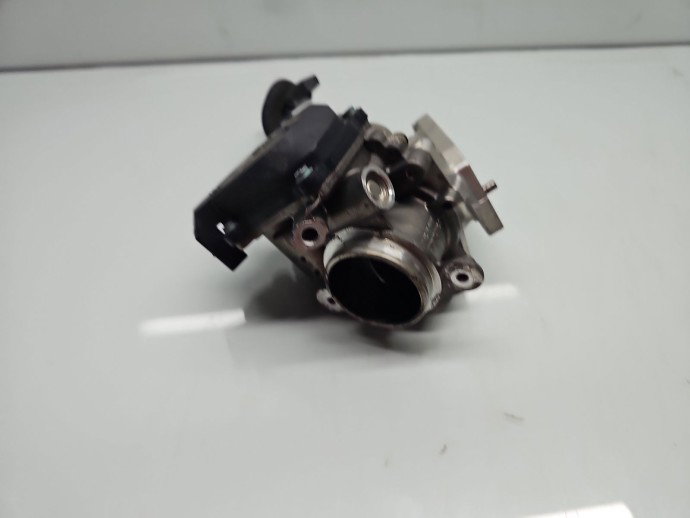 Clapeta acceleratie Volkswagen Passat B8 (3G2) [Fabr 2015-prezent] 04L128063T 2.0 TDI CRMB 110KW / 150CP