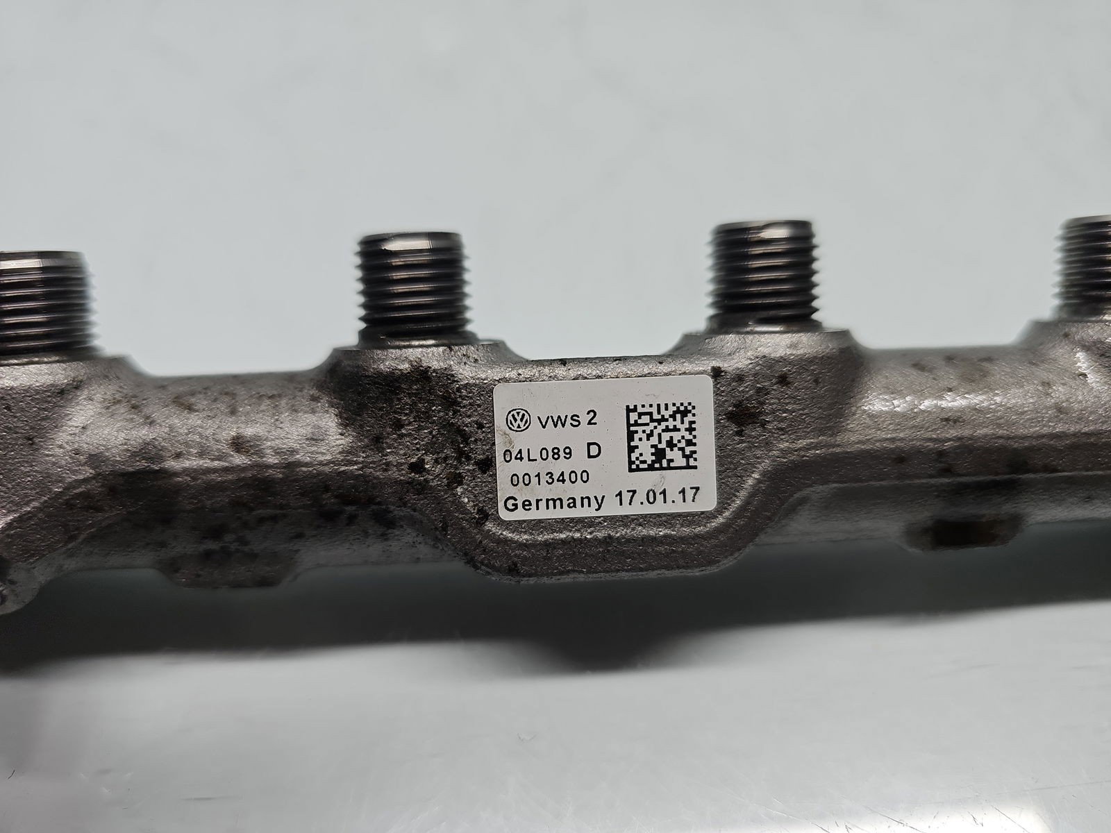 Rampa injectoare Seat Leon (5F1) [Fabr 2012-2018] 04L089D 2.0 TDI CRMB 110KW / 150CP - imagine 2