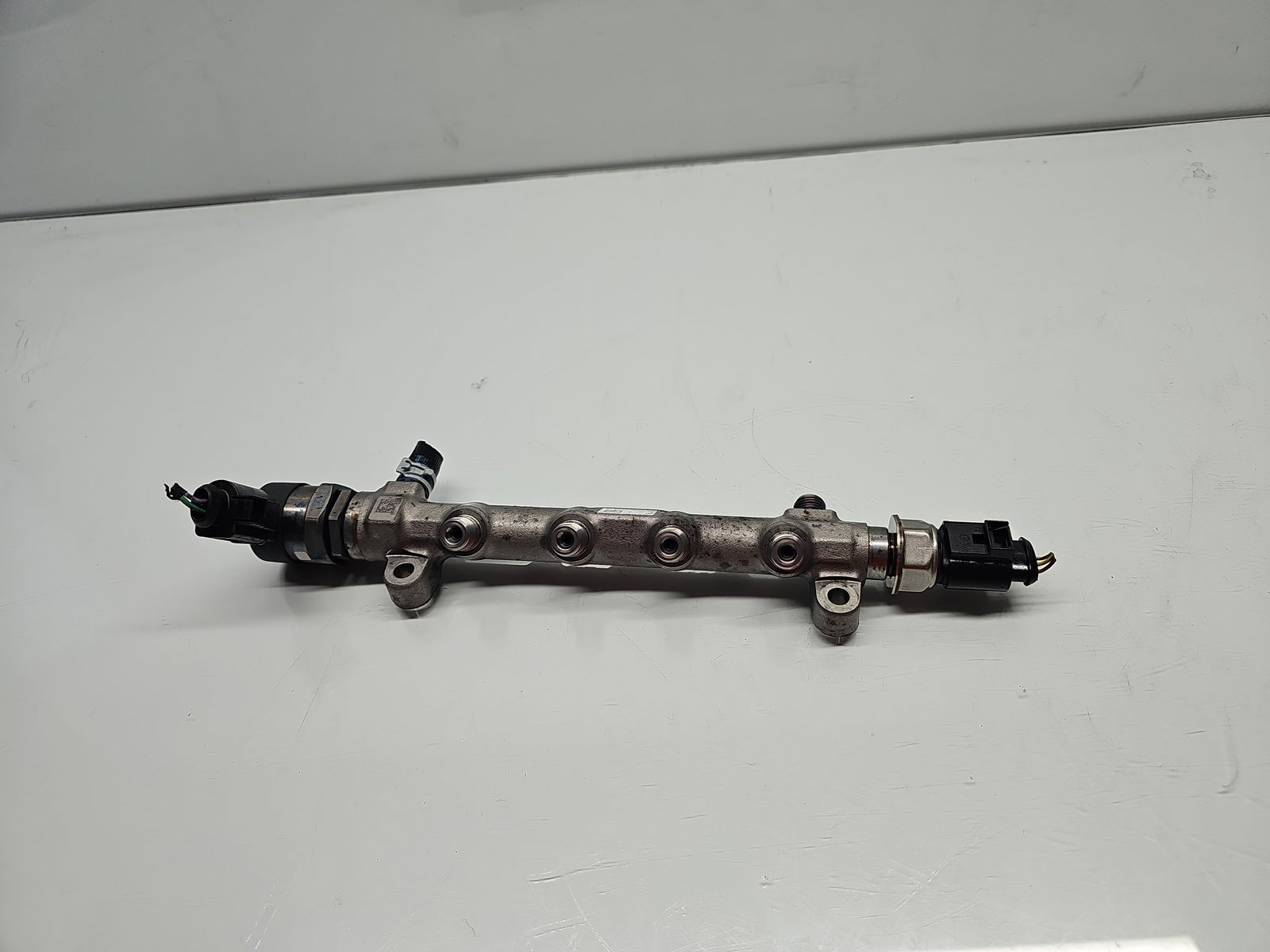 Rampa injectoare Seat Leon (5F1) [Fabr 2012-2018] 04L089D 2.0 TDI CRMB 110KW / 150CP - imagine 4