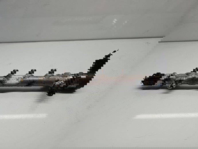 Rampa injectoare Volkswagen Golf 7 (5G) [Fabr 2014-prezent] 04L089D 2.0 TDI CRMB 110KW / 150CP