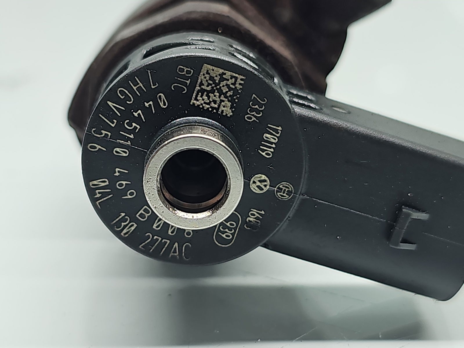 Injector AUDI A3 Sportback (8VS, 8VM) [Fabr 2013-prezent] 04L130277AC 2.0 TDI CRMB 110KW / 150CP - imagine 2