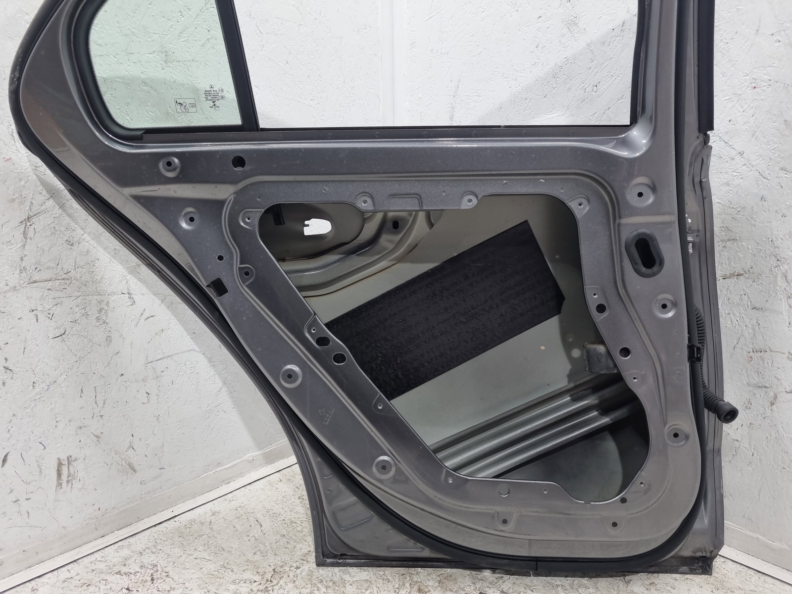 Usa stanga spate Mercedes Clasa A (W177) [Fabr 2019-2024] 787U Mountay Grey - imagine 4