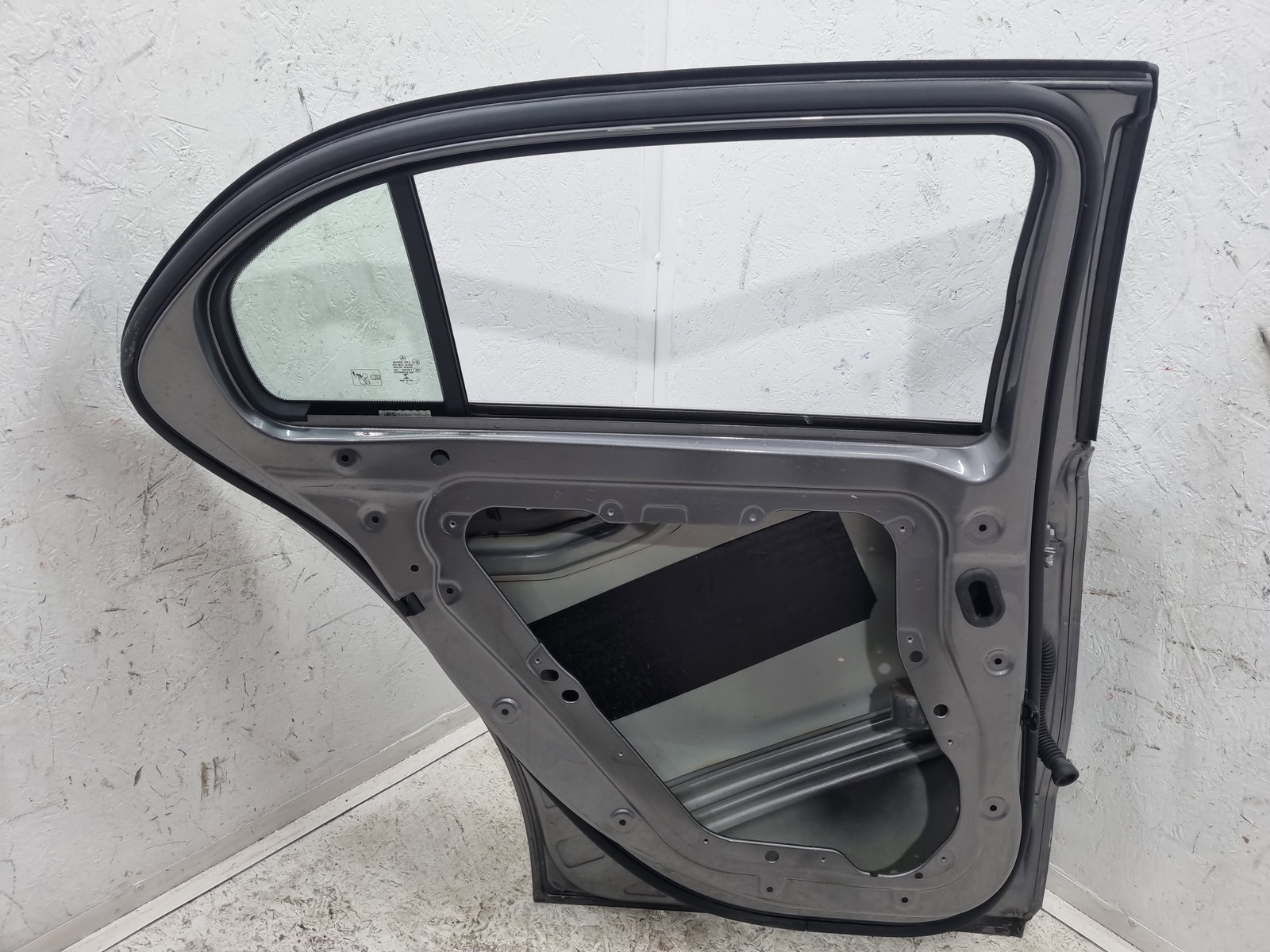 Usa stanga spate Mercedes Clasa A (W177) [Fabr 2019-2024] 787U Mountay Grey - imagine 12