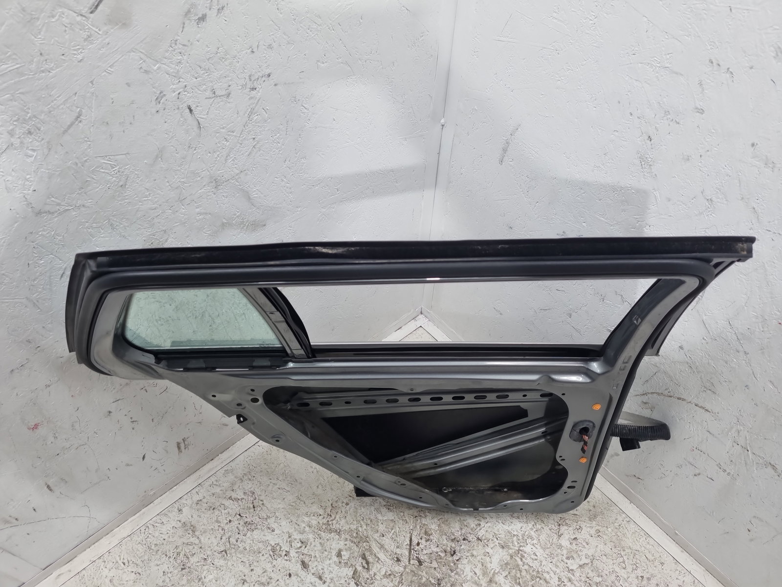 Usa stanga spate Mercedes Clasa C (W204) [Fabr 2007-2014] 792U Palladium Silvr - imagine 2