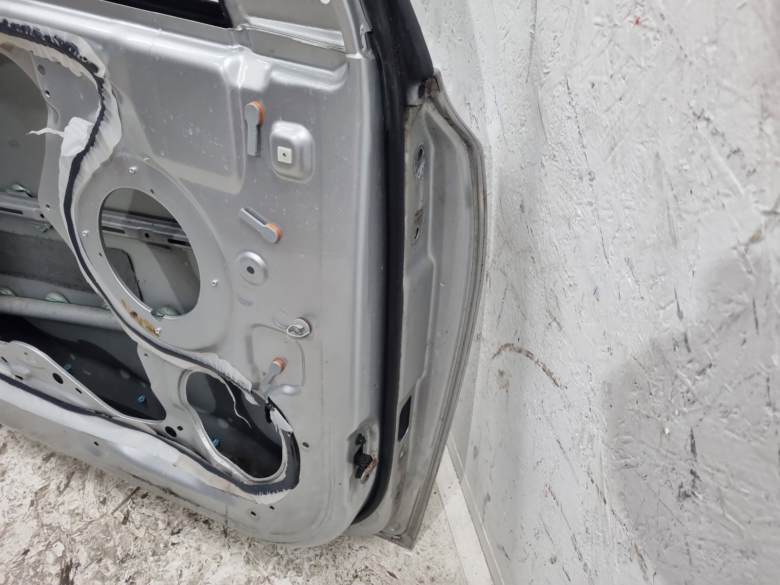 Usa stanga fata Hyundai ix35 (LM) [Fabr 2010-2017] Sleek Silver - imagine 9