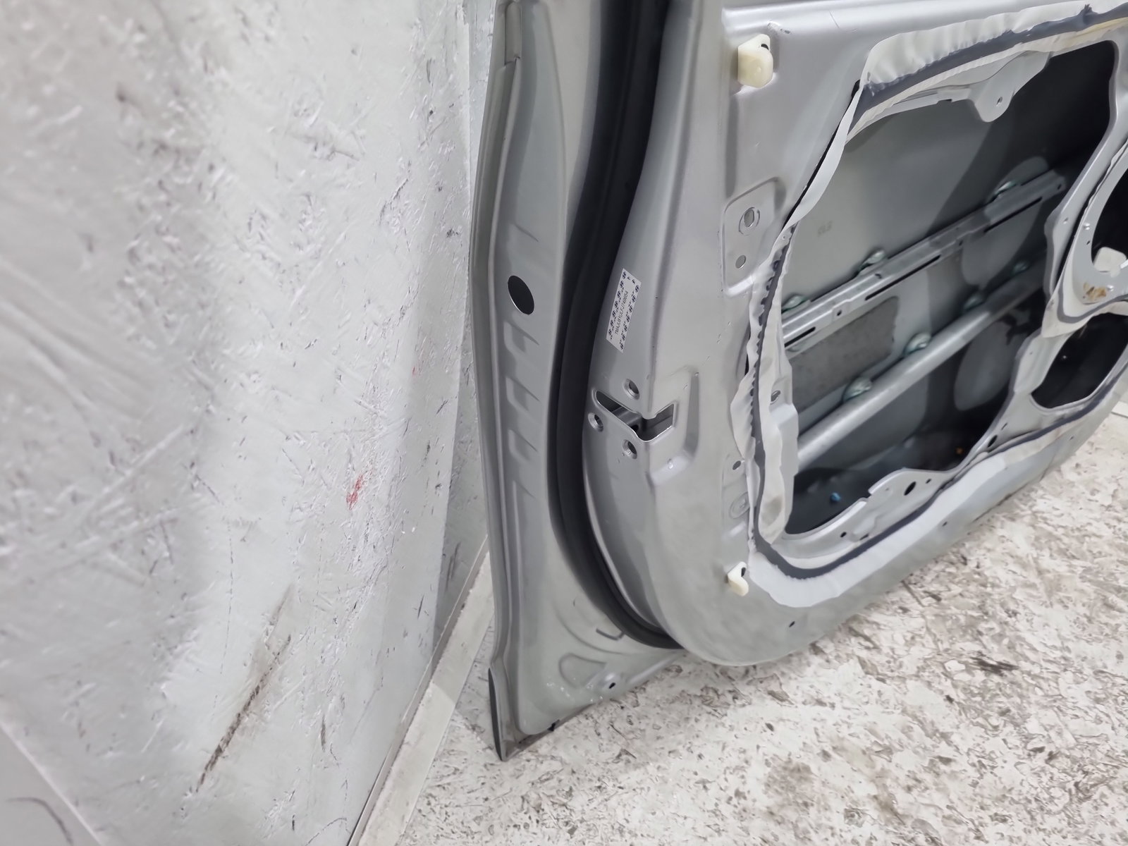 Usa stanga fata Hyundai ix35 (LM) [Fabr 2010-2017] Sleek Silver - imagine 10