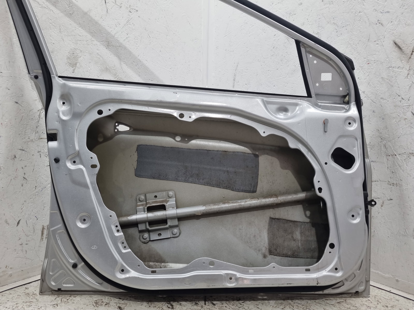 Usa stanga fata Hyundai i40 Wagon [Fabr 2012-2019] Sleek Silver - imagine 2