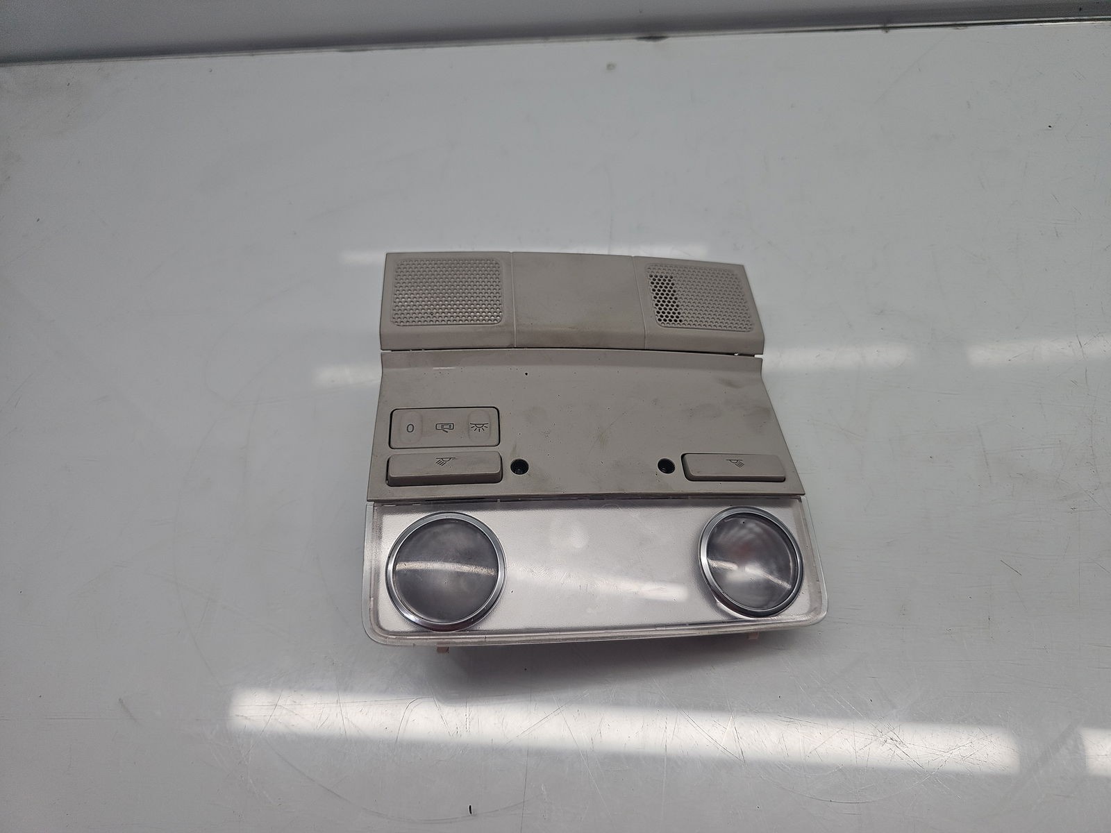 Plafoniera fata Volkswagen Passat CC (357) [Fabr 2008-2012] Break 1K0947105AE - imagine 1