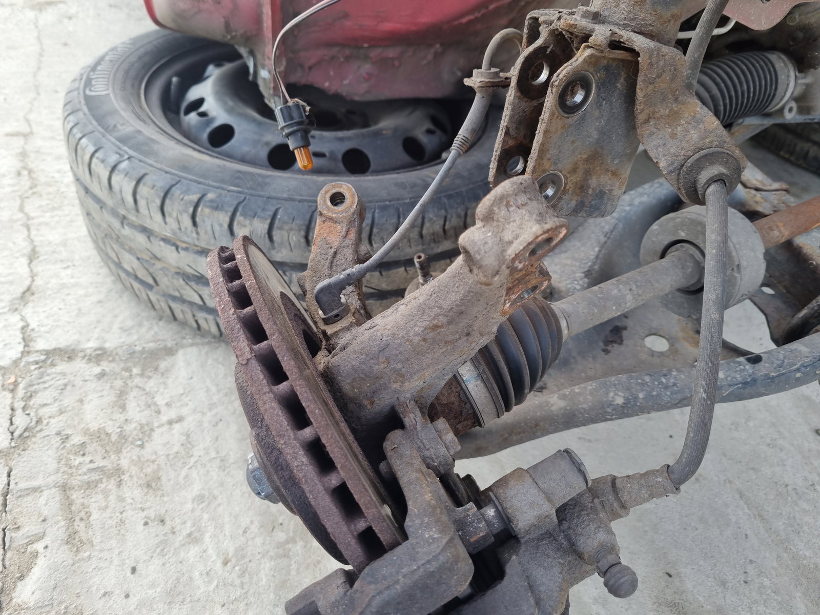 Fuzeta fata dreapta Dacia Logan MCV 2 [Fabr 2013-2022] 1.5 dCi K9K792 66KW / 90CP - imagine 2