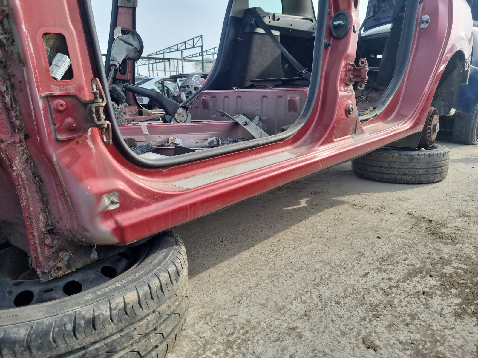 Prag lateral stanga Dacia Logan MCV 2 [Fabr 2013-2022] Break OEM - imagine 1