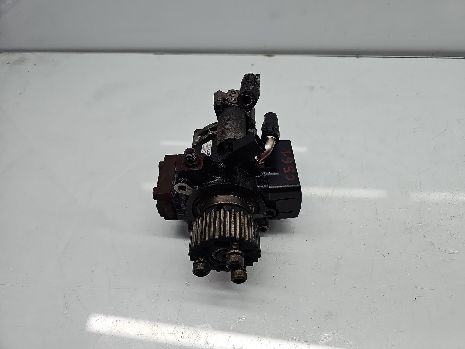 Pompa inalta presiune Volkswagen Golf 6 (5K1) [Fabr 2009-2013] 03L130755E 1.6 TDI CAYC 77KW / 105CP - imagine 2