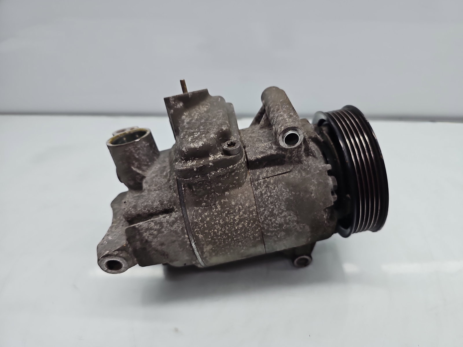 Compresor clima Volkswagen Golf 6 (5K1) [Fabr 2009-2013] 5N0820803A 1.6 TDI CAYC 77KW / 105CP - imagine 5