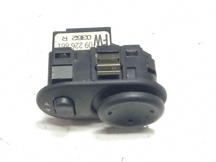 Buton reglaj oglinzi 09226861 Opel Corsa C (F08, F68) [Fabr 2000-2005] 1.2 cdti