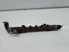 Rampa injectoare Toyota Rav 4 IV (ZSA4, ALA4) [Fabr 2013-2018] OEM 2.0 1AD-FTV 91KW / 124CP