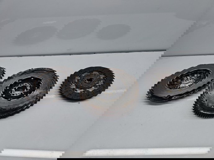 Kit ambreiaj volanta masa dubla Toyota Rav 4 IV (ZSA4, ALA4) [Fabr 2013-2018] 2.0 1AD-FTV OEM 91KW / 124CP