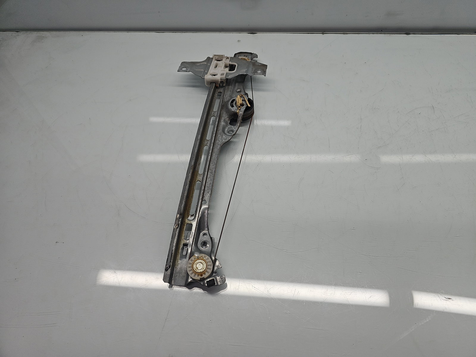 Macara electrica geam stanga spate PEUGEOT 308 (II) [Fabr 2013-2020] 9677737380 - imagine 1