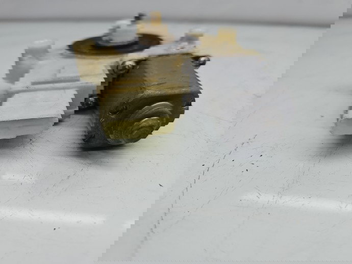 Motoras geam stanga fata PEUGEOT 308 (II) [Fabr 2013-2020] 9678189880