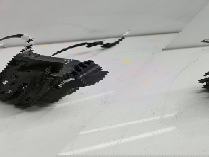 Broasca usa stanga fata PEUGEOT 308 (II) [Fabr 2013-2020] 9810309580