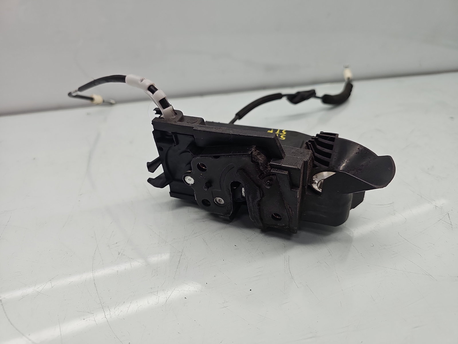 Broasca usa stanga fata PEUGEOT 308 (II) [Fabr 2013-2020] 9810309580 - imagine 2