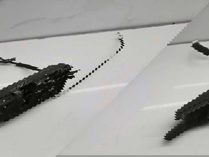 Broasca usa stanga fata PEUGEOT 308 (II) [Fabr 2013-2020] 9810309580