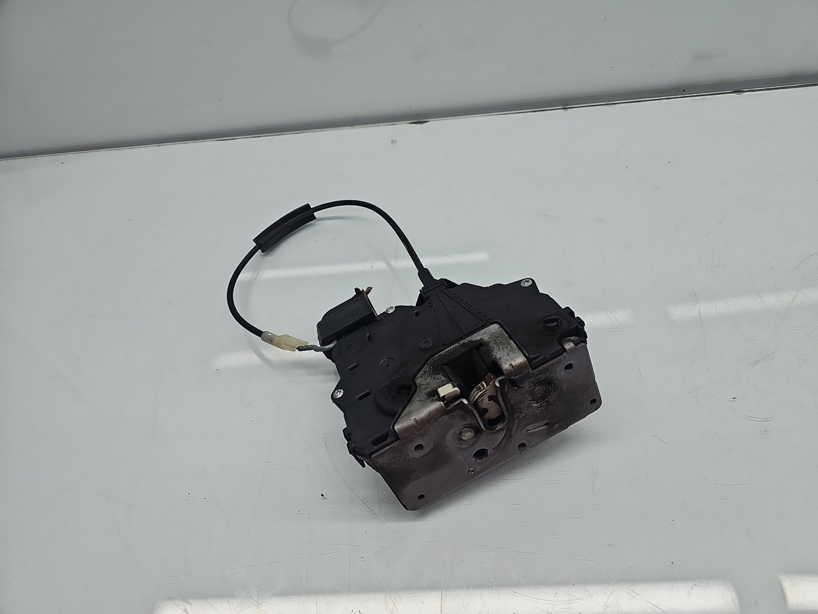 Broasca usa stanga spate Opel Corsa D [Fabr 2006-2013] 13258266 - imagine 3