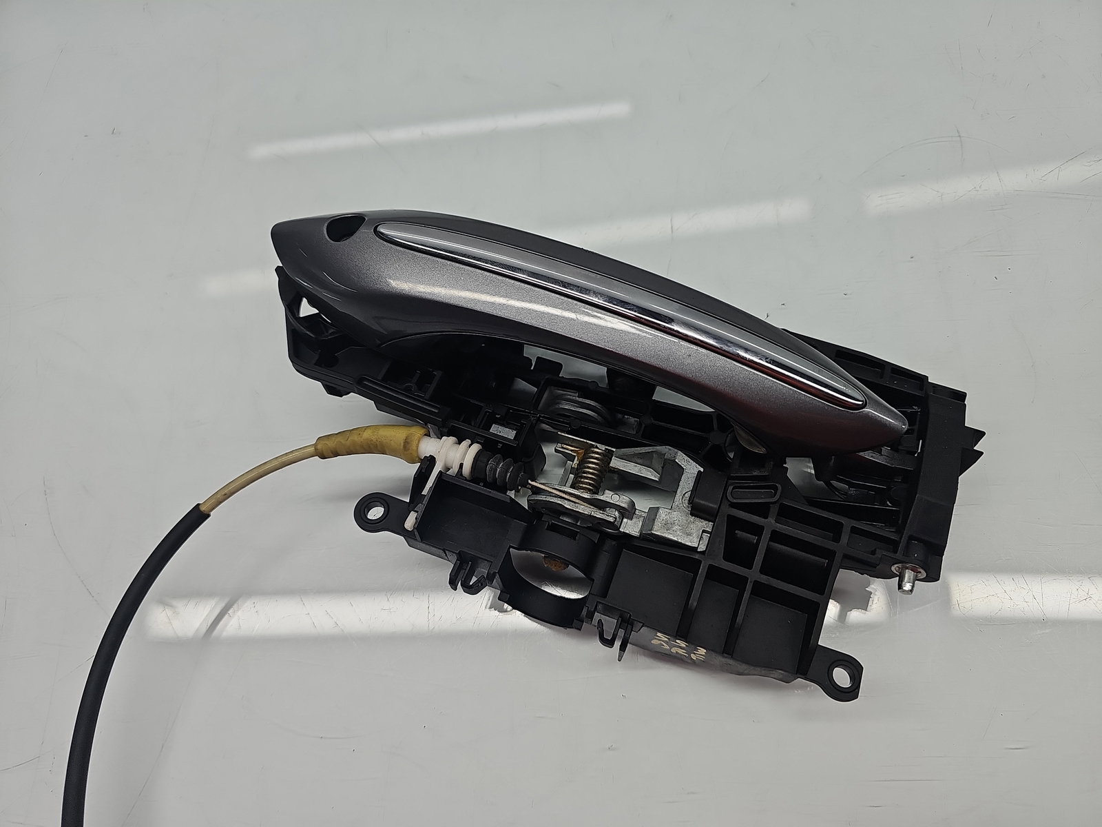 Maner usa dreapta fata Bmw 5 (F10) [Fabr 2011-2016] Berlina Facelift A52 Spacegrau Metalc - imagine 6