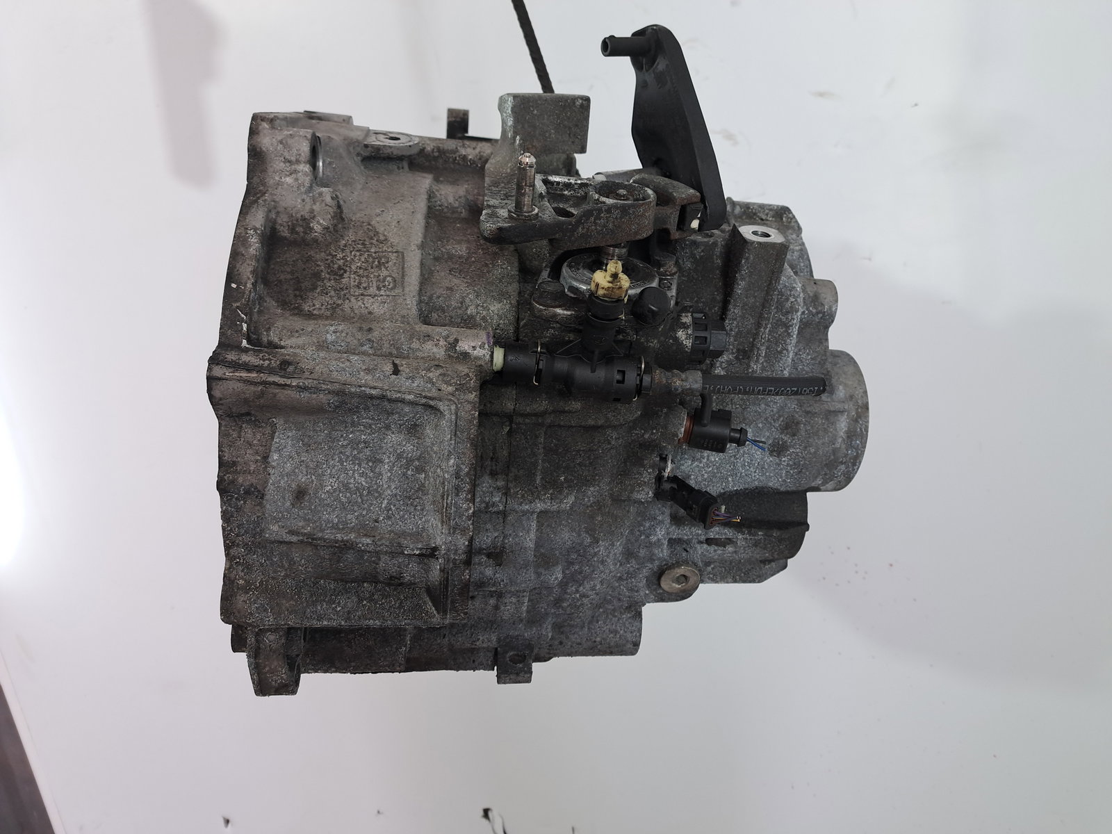 Cutie viteze manuala 6 trepte Volkswagen Passat CC (358) [Fabr 2012-2016] 2.0 TDI CFFB NFU 103KW / 140CP - imagine 2