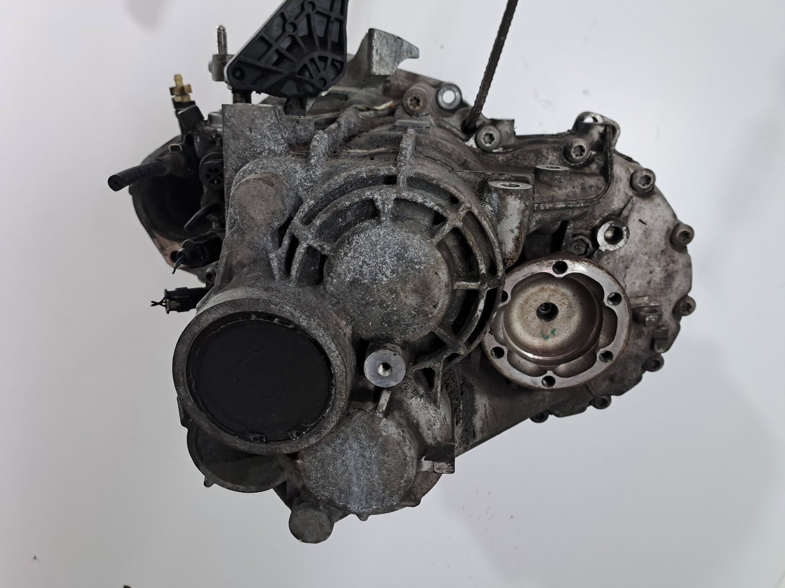 Cutie viteze manuala 6 trepte Volkswagen Passat CC (358) [Fabr 2012-2016] 2.0 TDI CFFB NFU 103KW / 140CP - imagine 4