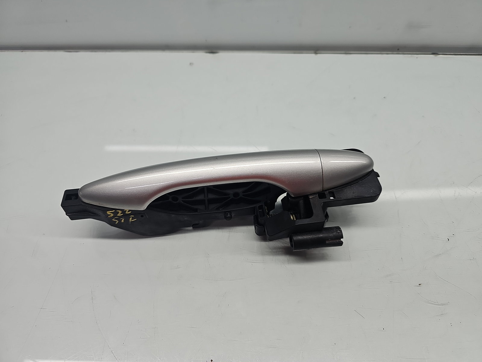 Maner usa stanga fata Hyundai ix35 (LM) [Fabr 2010-2017] Sleek Silver - imagine 1