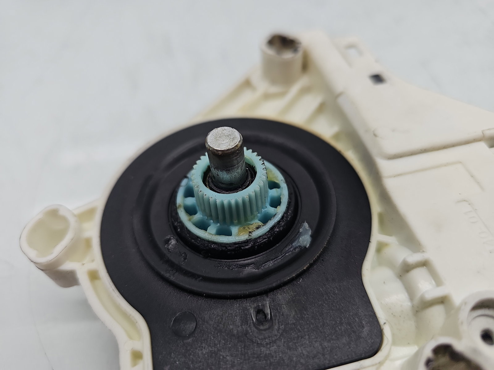 Motoras geam dreapta fata AUDI A6 (4G2, C7) S-line [Fabr 2012-2017] 8K0959802B - imagine 2