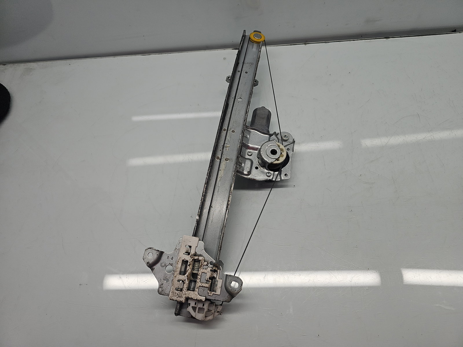 Macara electrica geam dreapta fata Nissan X-Trail (T32) [Fabr 2013-prezent] 80732 4CA1A - imagine 1