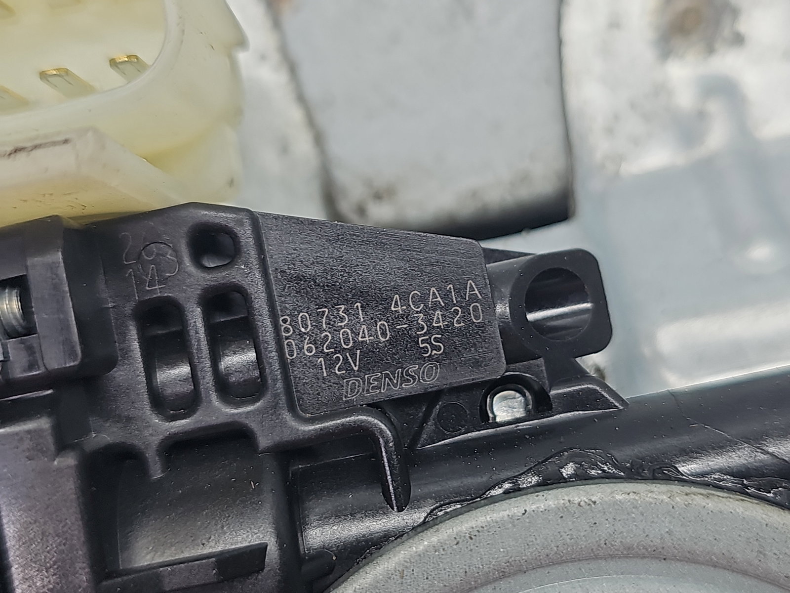 Macara electrica geam dreapta fata Nissan X-Trail (T32) [Fabr 2013-prezent] 80732 4CA1A - imagine 5