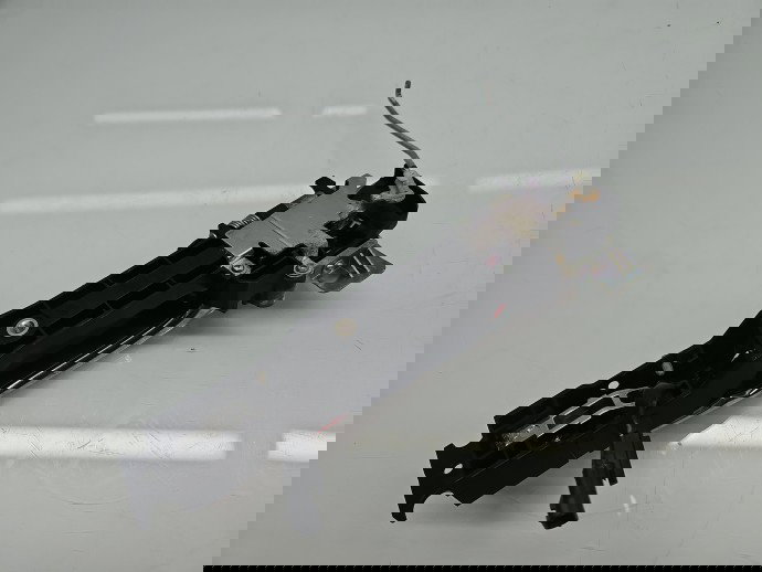 Maner usa dreapta fata Nissan X-Trail (T32) [Fabr 2013-prezent] G41