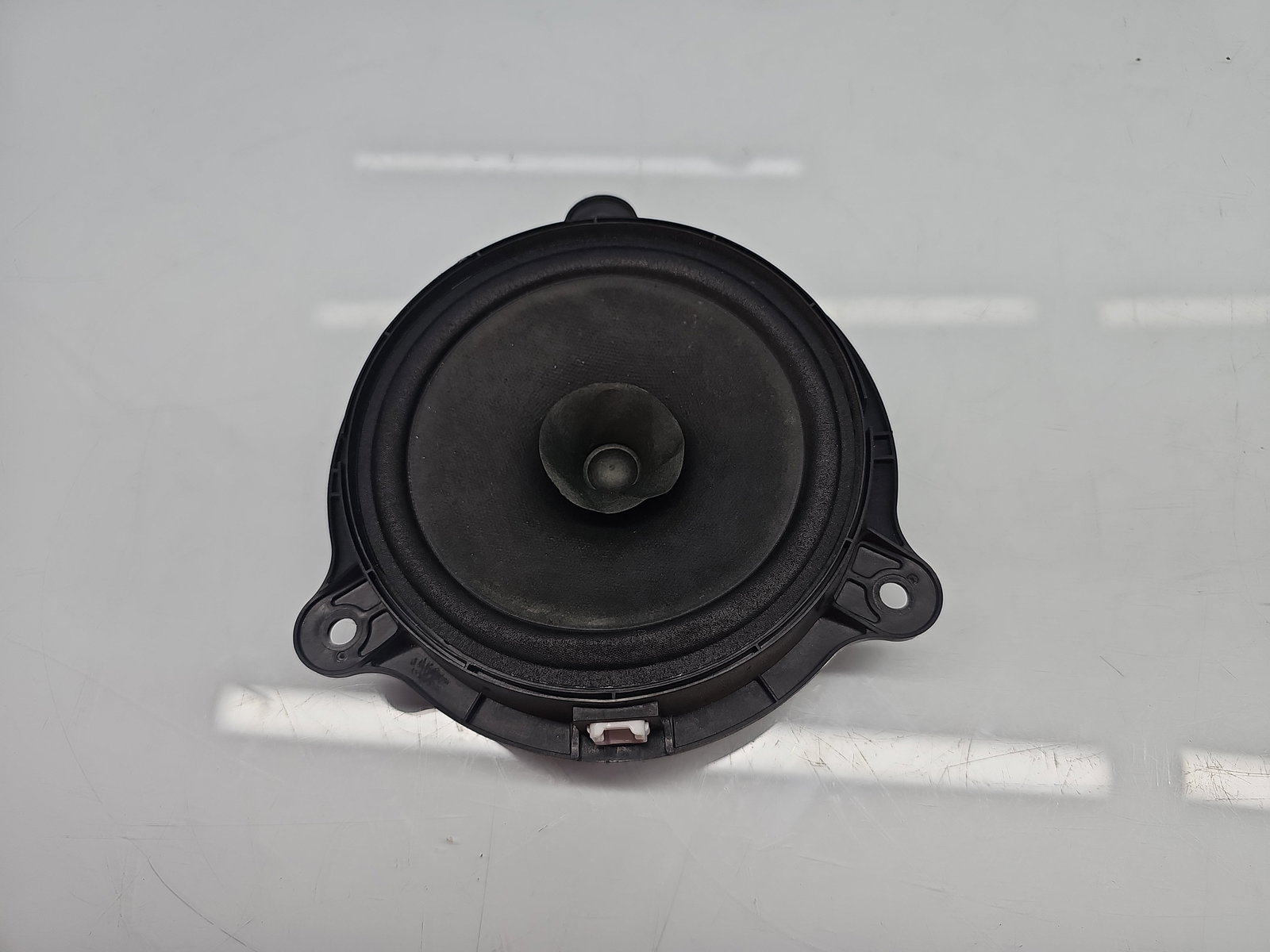 Boxa dreapta fata Nissan X-Trail (T32) [Fabr 2013-prezent] 281563SG0A - imagine 1