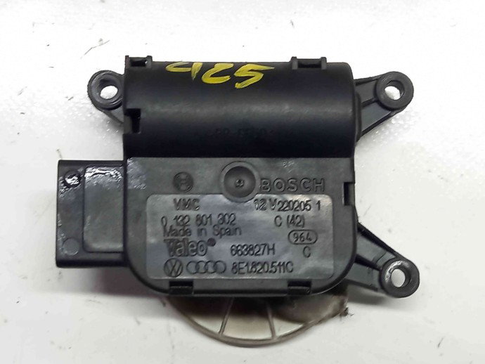 Motoras clapeta aeroterma bord 8E1820511C Audi A4 (8EC, B7) [Fabr 2004-2008] 2.0 BLB