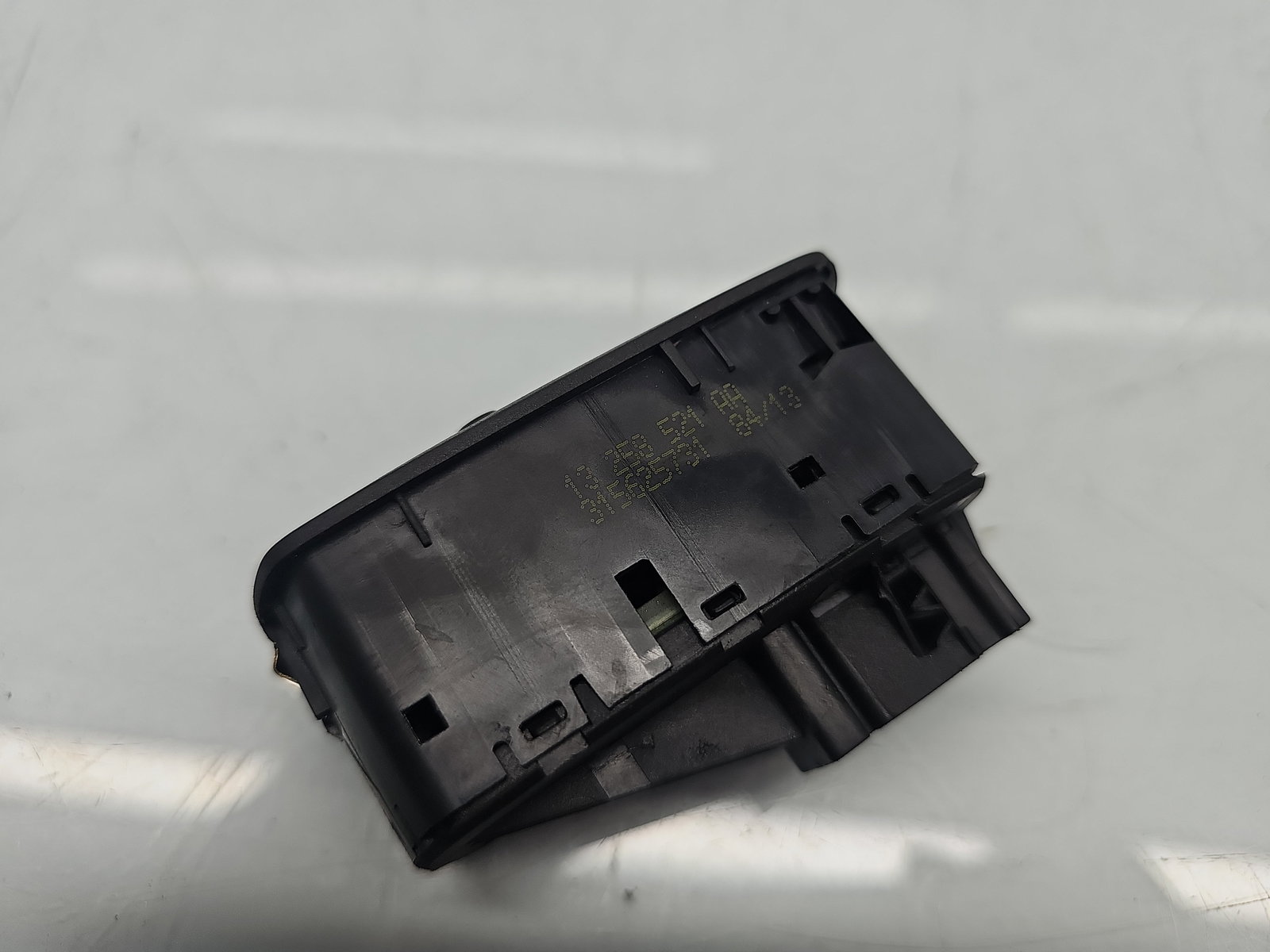 Butoane comanda geamuri sofer Opel Corsa D [Fabr 2006-2013] 13258521AA - imagine 6