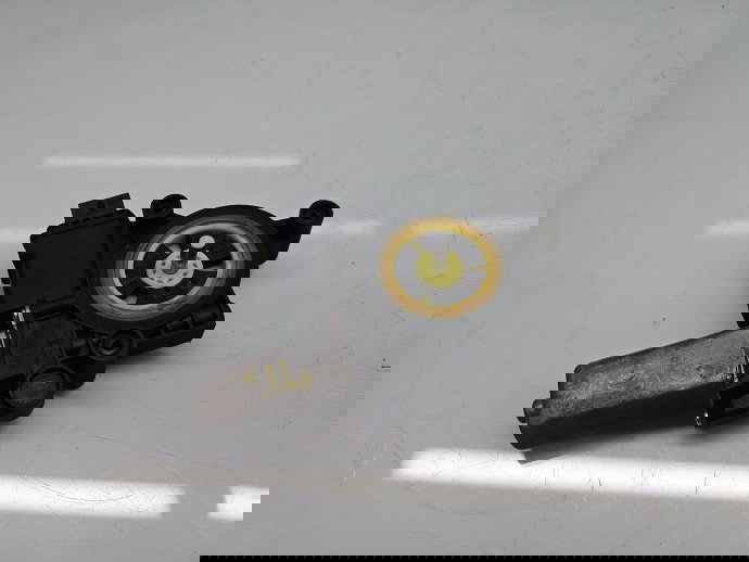 Motoras geam dreapta fata Opel Corsa D [Fabr 2006-2013] 5000577